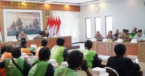 Polres Mojokerto Kota Bekali Driver Ojek Online Keterampilan PPGD untuk Penyelamat di Jalan