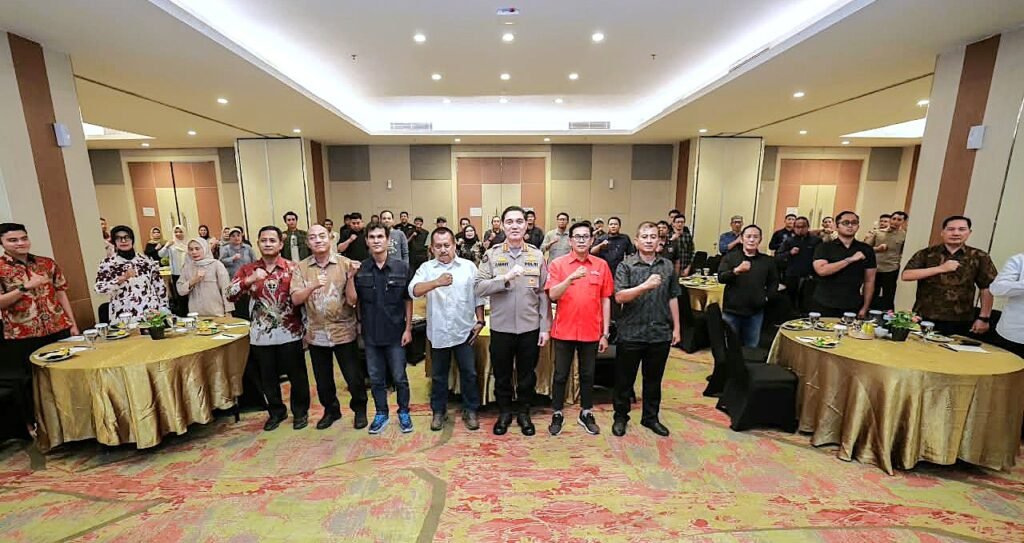 Ngopi Bareng Awak Media, Polda Jatim Perkuat Kemitraan dan Komunikasi