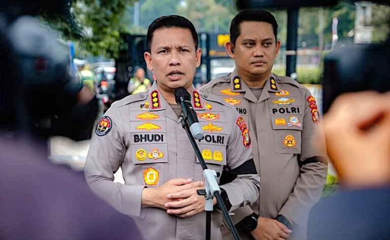 Polda Metro Jaya Siapkan Layanan Kesehatan bagi Masyarakat dalam Kegiatan Penyampaian Aspirasi