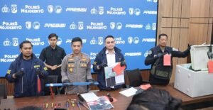 Polres Mojokerto Amankan 3 Tersangka Pencurian Brankas isi Rp.1,4 Miliar Milik Kampus UAC Pacet