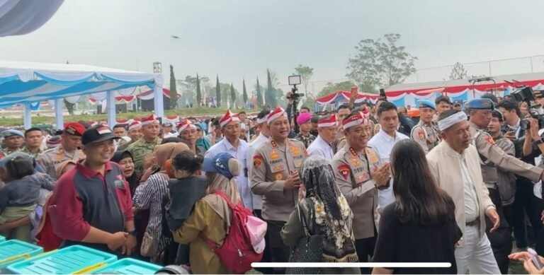Wakapolri Berikan bansos 1.000 paket untuk 2 Gapoktan Bawang putih di Cianjur