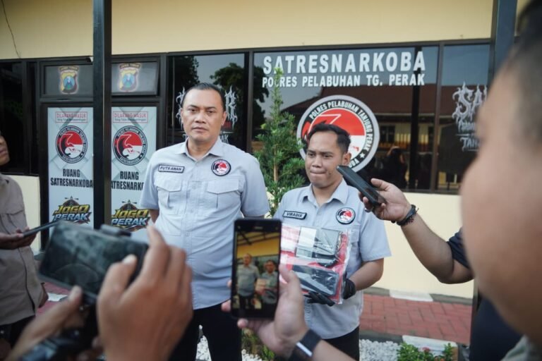 Polres Tanjung Perak Amankan Tersangka Pengedar Sabu asal Madura, 65,51 Gram Narkoba Disita