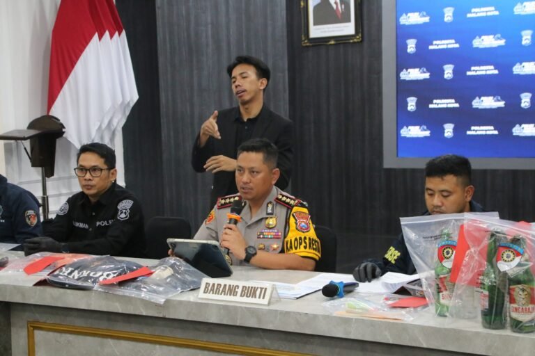 Polresta Malang Kota Gagalkan Rencana Kerusuhan Pasca-Aksi Damai, 12 Tersangka dan 4 Bom Molotov Diamankan