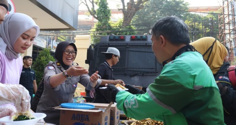 Polresta Malang Kota Kembali Gelar Makan Pagi Gratis, Warga Sekaligus Dapat Layanan Cek Kesehatan