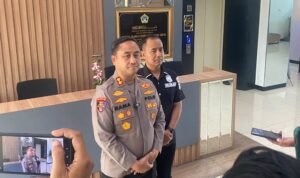 Kapolres Gresik Turun Tangan Respons Isak Tangis Warga Korban Pemerasan DC Pinjol