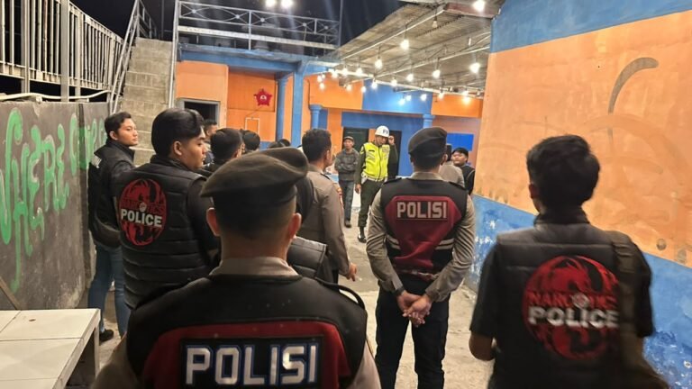 Perangi Narkoba, Polres Lumajang Sita Lima Klip Sabu di Tempat Hiburan Malam