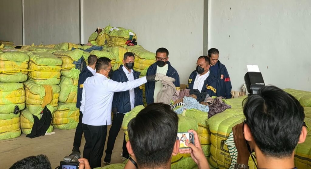 Bareskrim Polri Ungkap Dugaan Impor Ilegal 1.257 Balpres di Subang