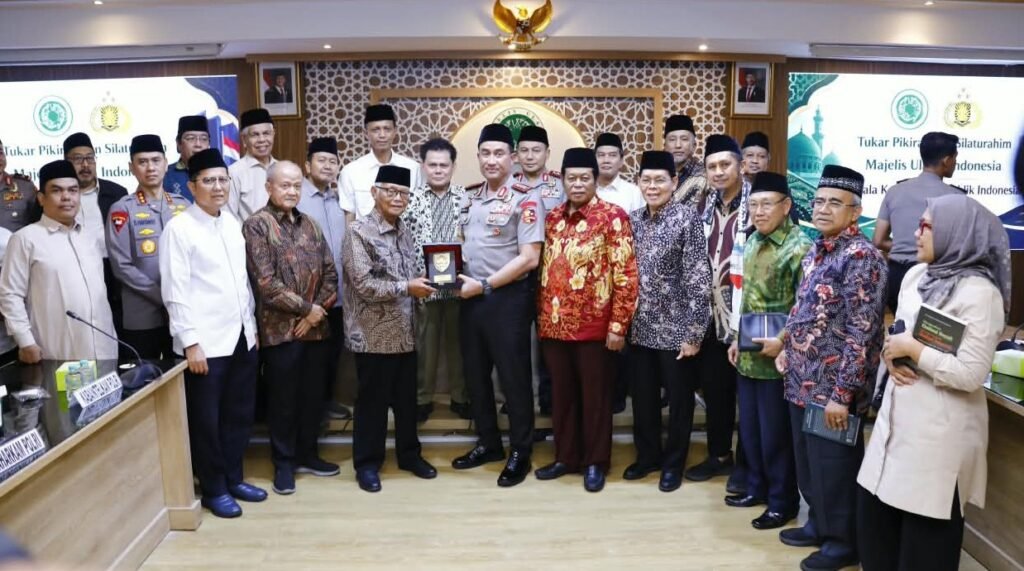 Kapolri Silaturahmi dengan Pimpinan MUI, Perkuat Sinergi Jaga Keamanan dan Kerukunan