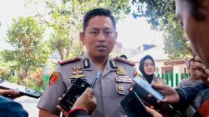 Antrean Pertalite Mengular di Malang, Kapolresta Danang Pastikan Pemantauan dan Koordinasi dengan Pertamina