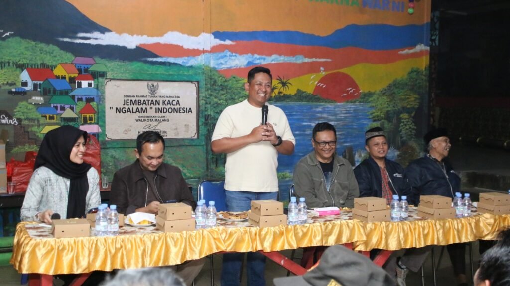 Sambang Pos Kamling, Kapolresta Malang Kota Serap Aspirasi dan Buka Ruang Aduan Warga Hingga Bahas UMKM