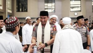 Silaturahmi dengan Ulama se-Jatim, Kapolri Ajak Perkuat Sinergi Jaga Kamtibmas